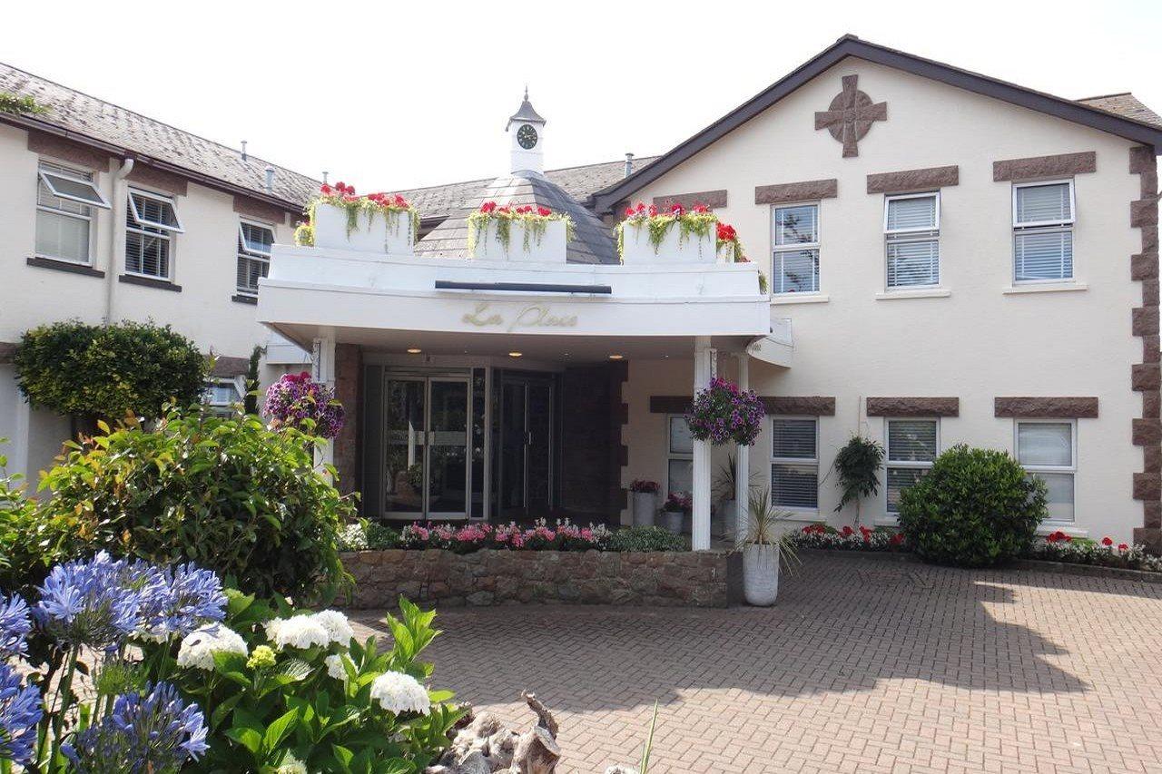 Hotel La Place St Aubin Екстериор снимка