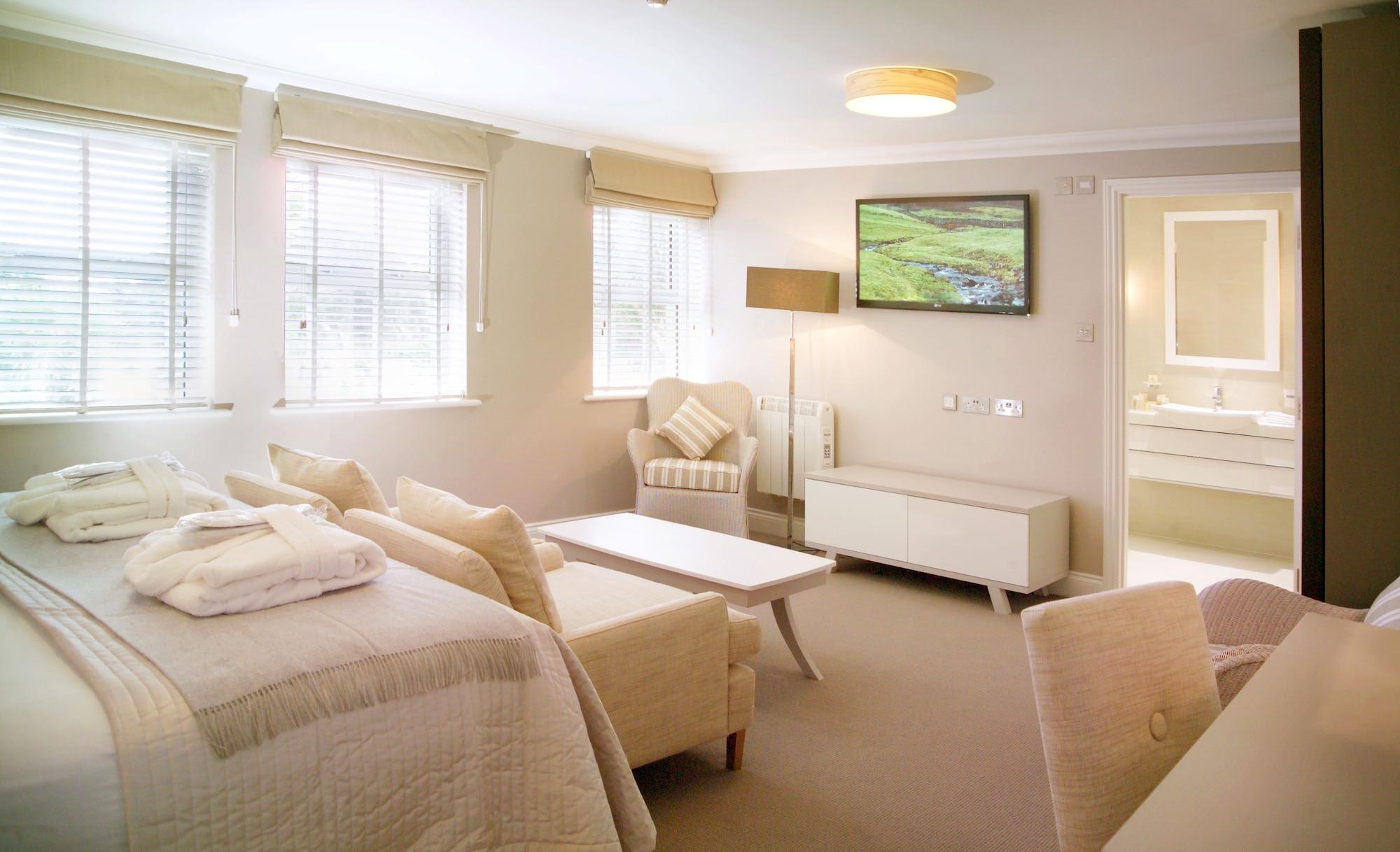 Hotel La Place St Aubin Екстериор снимка