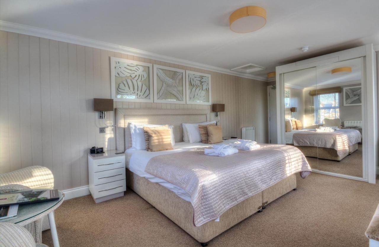 Hotel La Place St Aubin Екстериор снимка